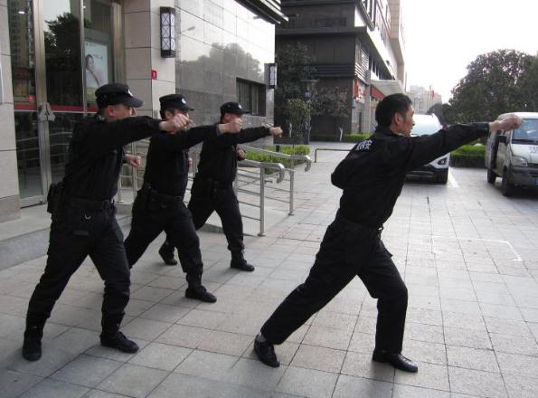 襄陽戎安保安公司給您介紹下保安人員的上崗證辦理流程！